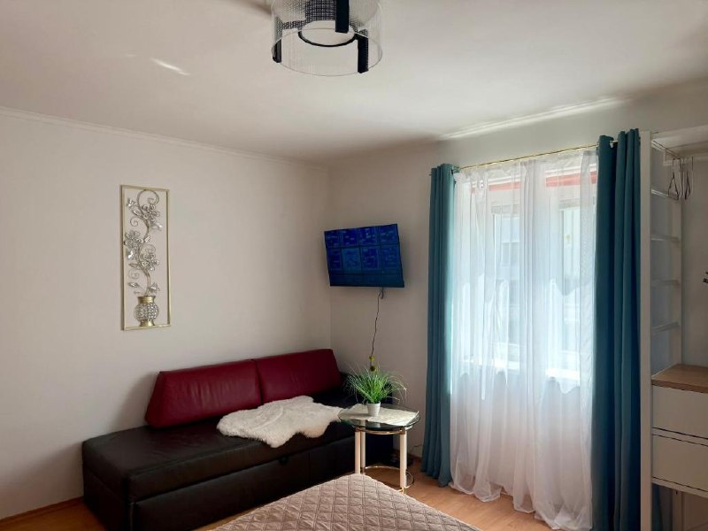 Sofa und Fenster Apartment D01